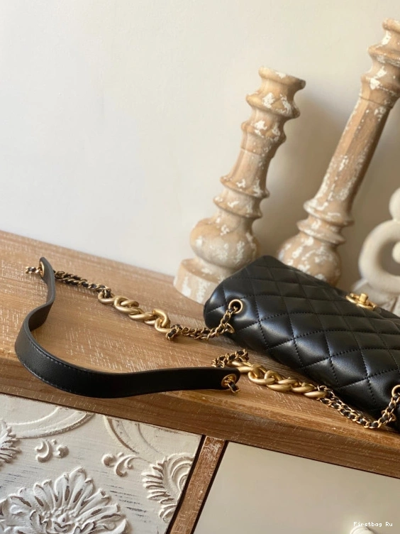 First Bag Ru CHANEL BAG FLAP 0722